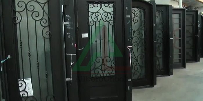 آشنایی با درب های فلزی